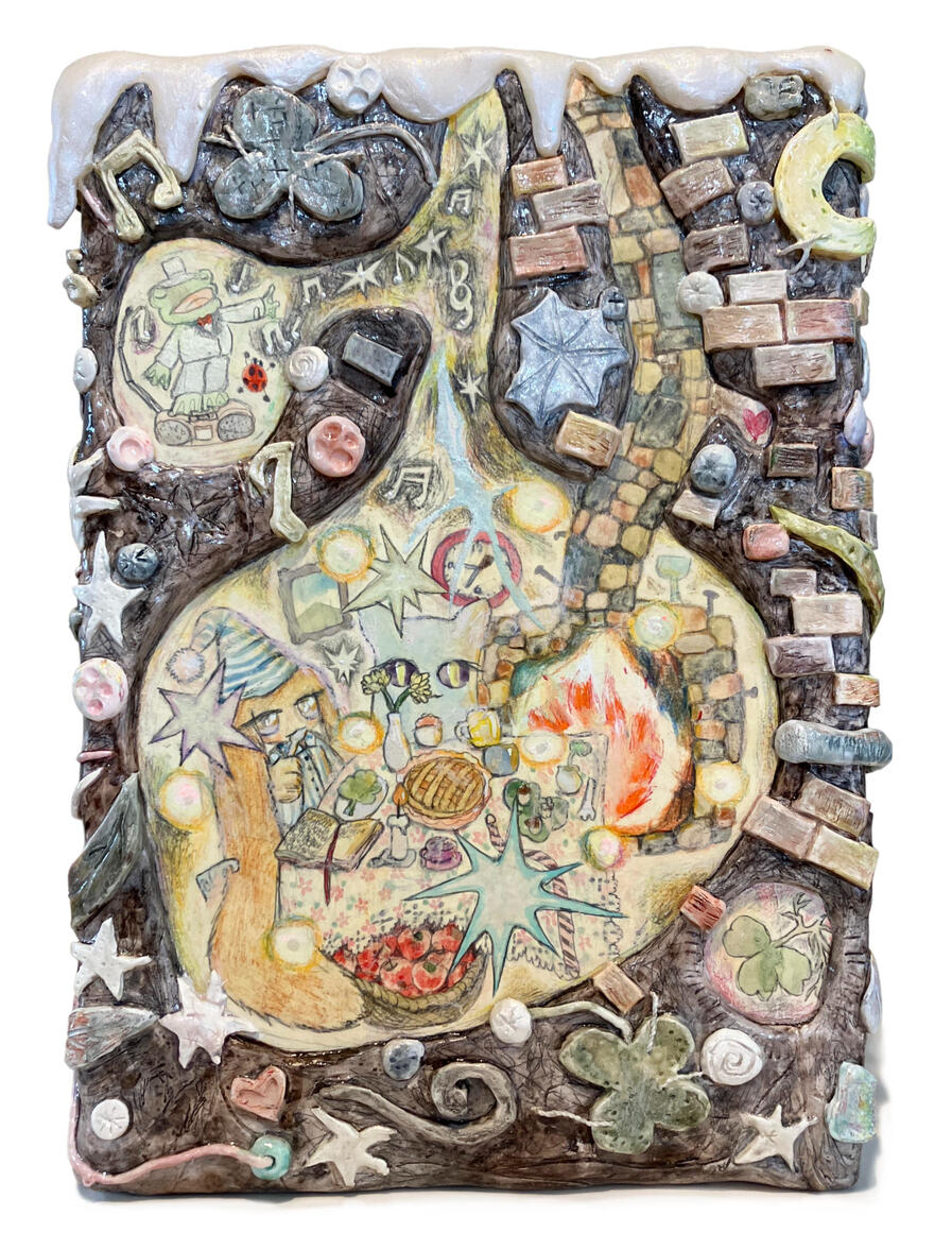 Rabbit hole, 33 x 23.5 x 22.5 cm, mixedmedia on stone modeling clay, paper, 2023